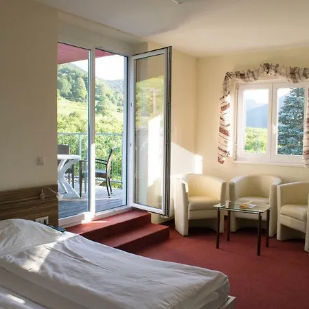 Zur Wachau Hotel